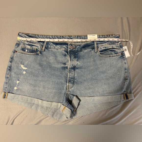 Old Navy Plus Size Light Blue Jean Shorts - Picture 1 of 4